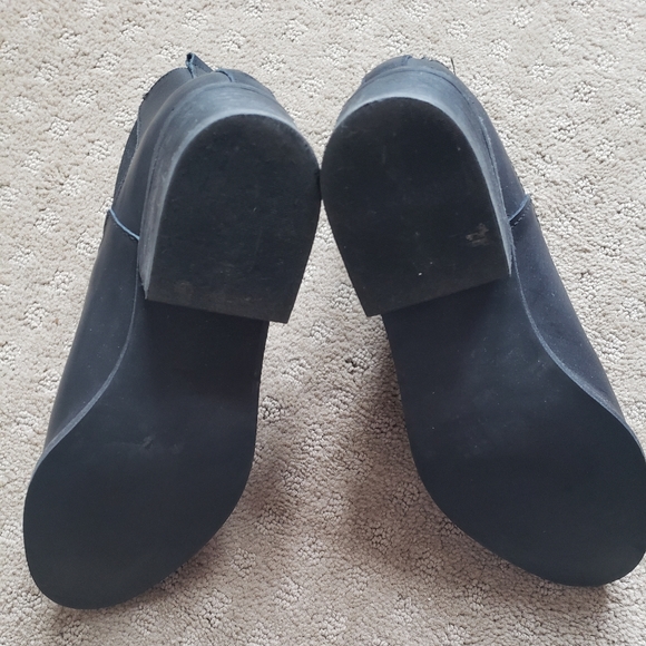 Steve Madden Leather Bootie - Picture 3 of 3